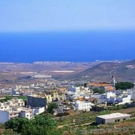 בית כפרי Casa Maria Luisa סן מיגל דה אבונה